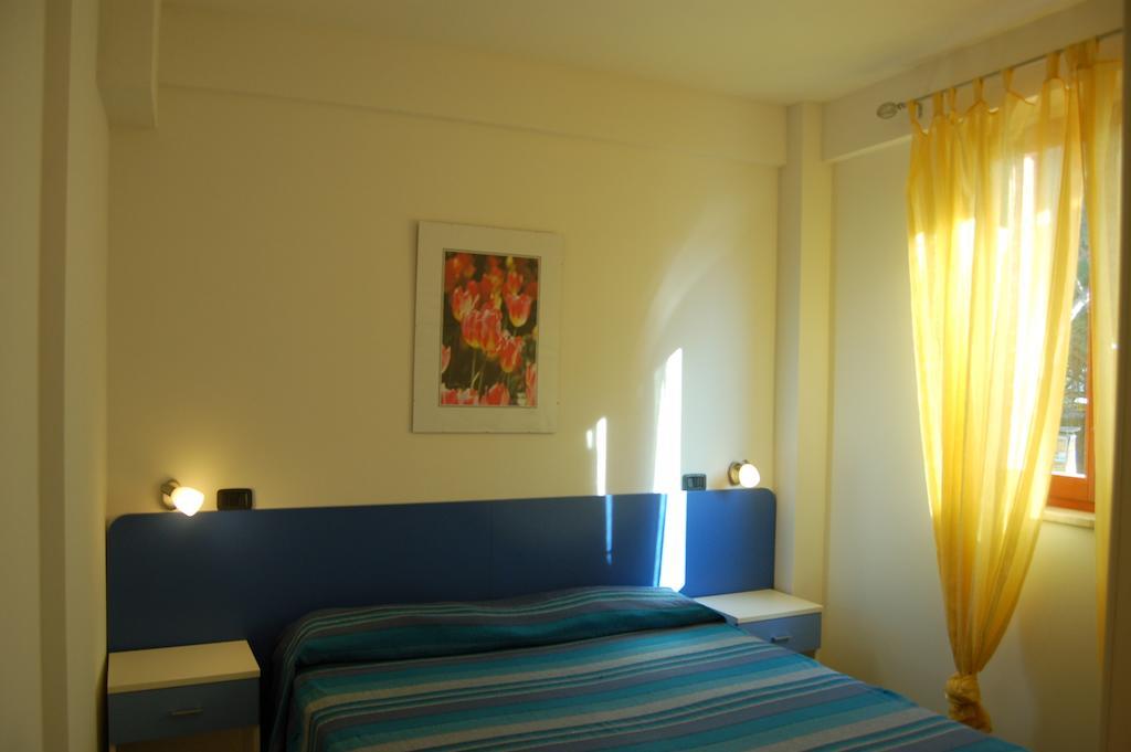 I Portici Appartamenti Marina di Grosseto Zimmer foto